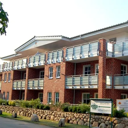 Bernstein Mare Luxor 06