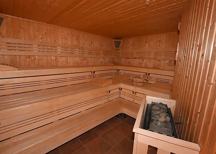 Bernstein Mare Luxor 06 Apartmán *